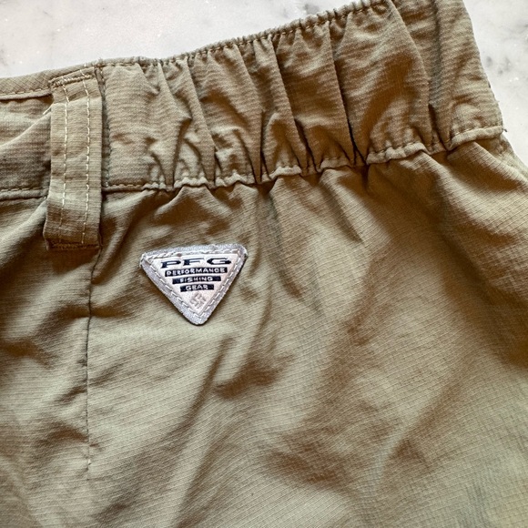 Columbia PFG Fishing Men’s Shorts Performance Omni Shade Sun Protection. Size XL - Picture 2 of 3
